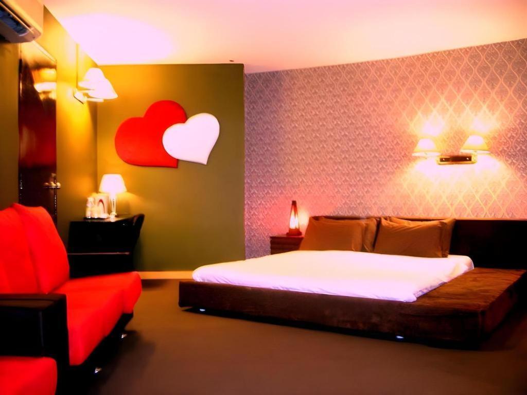 Paragon City Hotel Іпох Екстер'єр фото