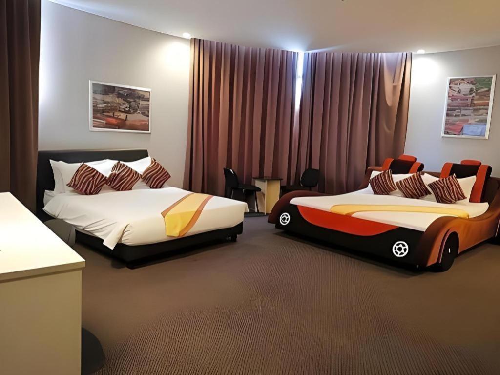 Paragon City Hotel Іпох Екстер'єр фото
