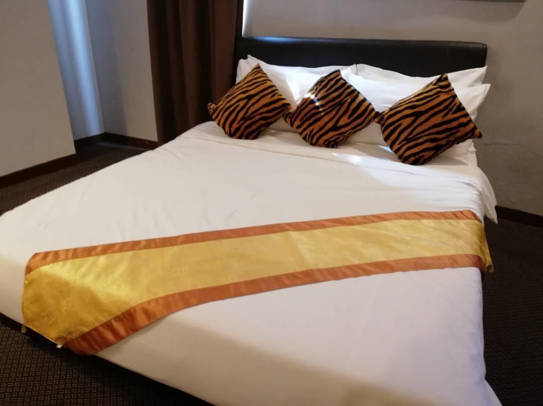 Paragon City Hotel Іпох Екстер'єр фото