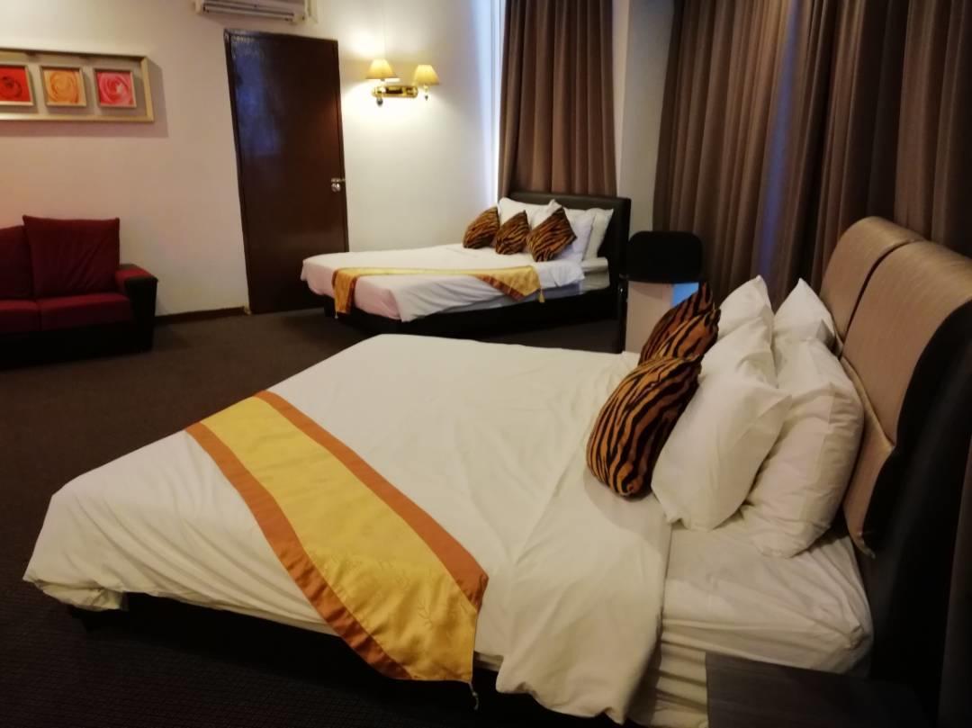 Paragon City Hotel Іпох Екстер'єр фото