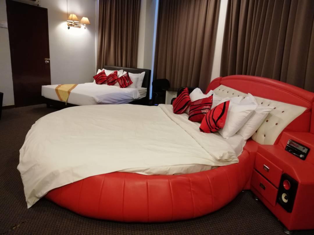 Paragon City Hotel Іпох Екстер'єр фото