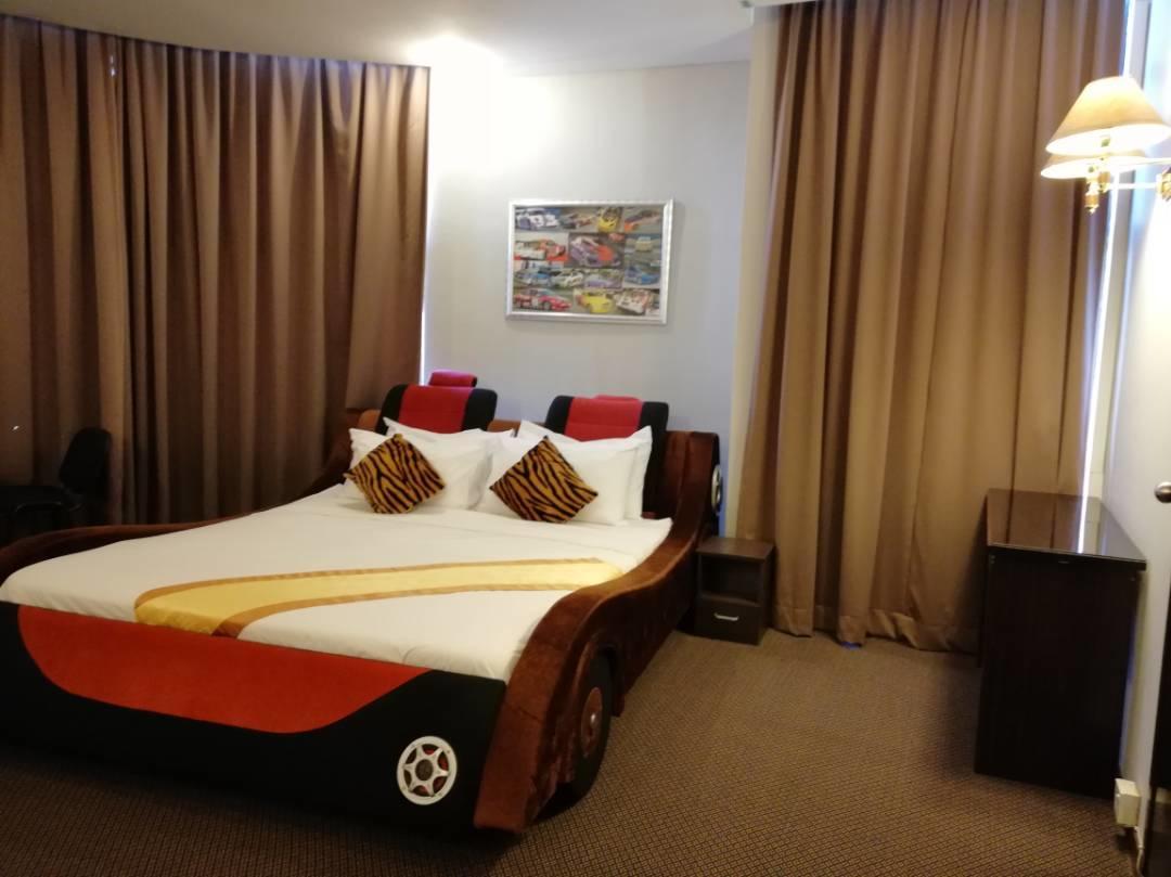 Paragon City Hotel Іпох Екстер'єр фото