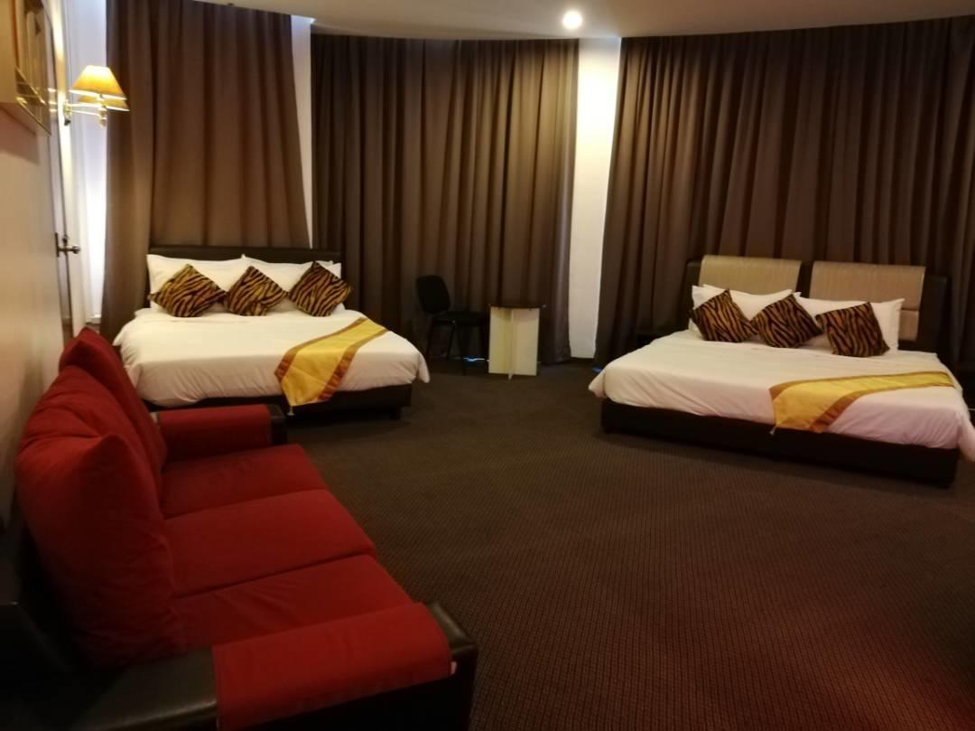 Paragon City Hotel Іпох Екстер'єр фото