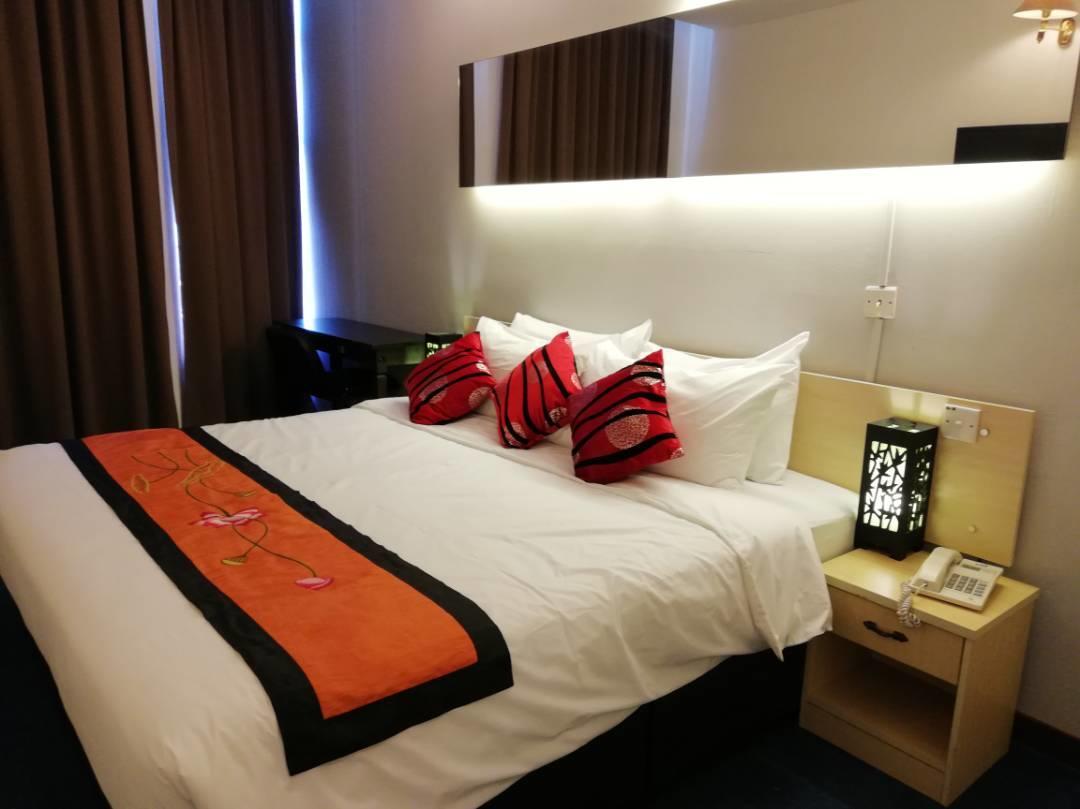 Paragon City Hotel Іпох Екстер'єр фото